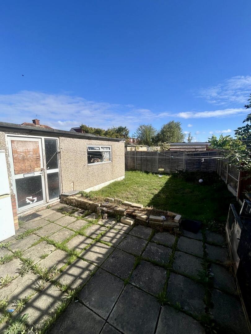 Adelphi Crescent, Hayes